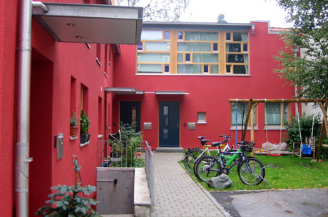 sanierung und erweiterung eines gebäudes aus verschiedenen bauzeiten josef-beiser-straße / münchen